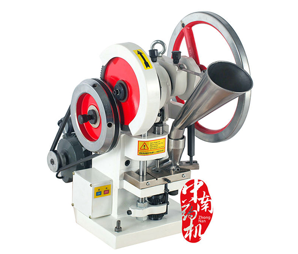 主機(jī).jpg 主機(jī).jpg