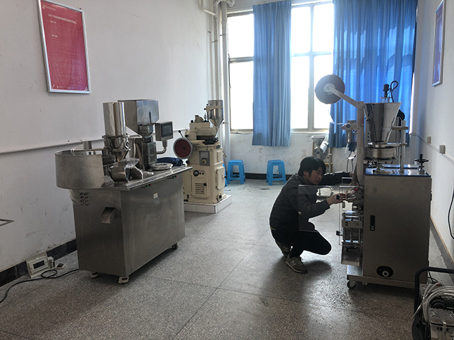 壓片機(jī)4.jpg